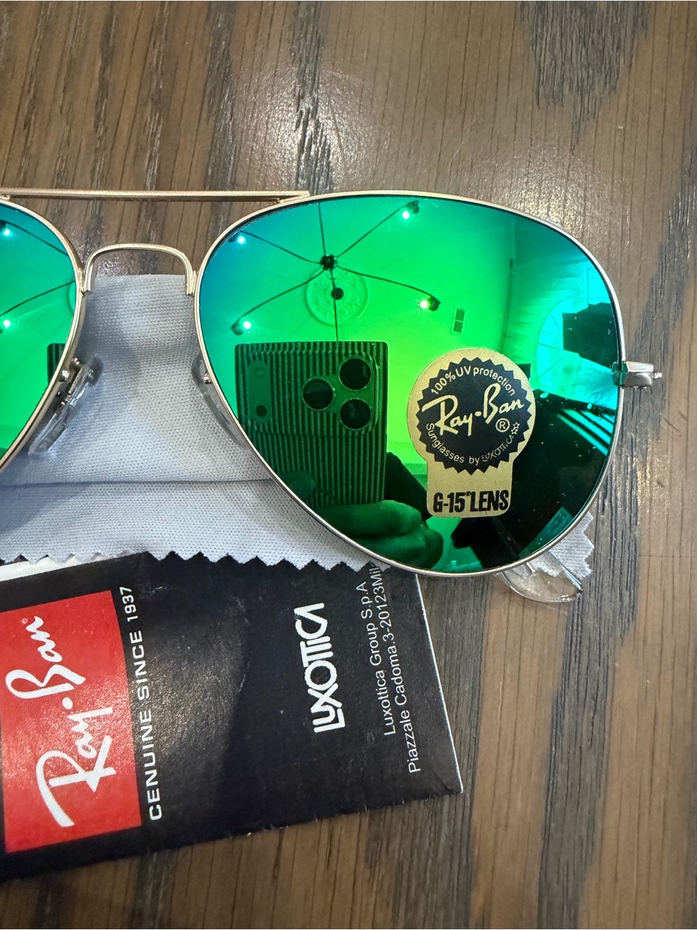 Ray-Ban Gold Frame Aviator Sunglasses with Green Mirrored Lenses - Picture 3 of 7